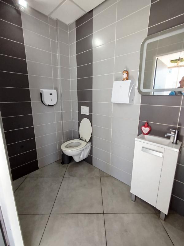 Fonds de commerce - 90 m²