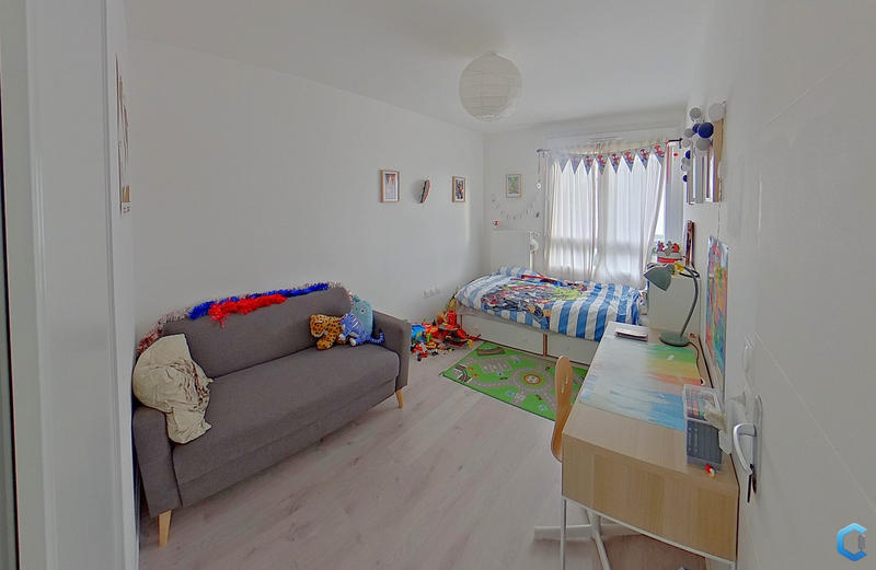 Maison - 83 m² - 4 pièces