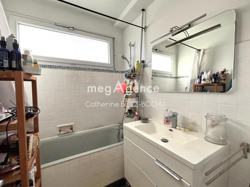 Appartement - 82 m² - 3 pièces