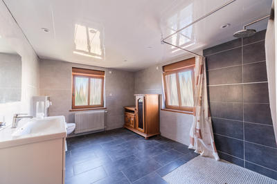 Maison - 300 m² - 11 pièces