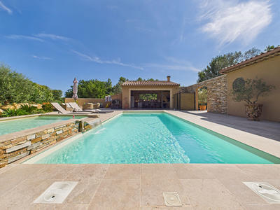 Maison - 145 m² - 4 pièces