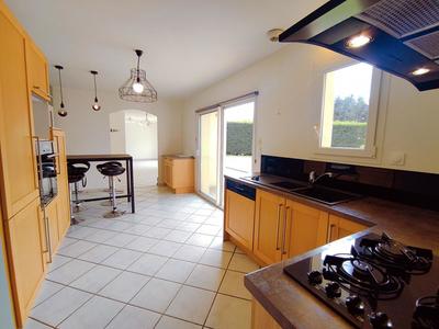 Maison - 111 m² - 5 pièces