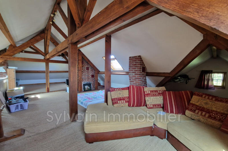 Maison - 216 m² - 6 pièces