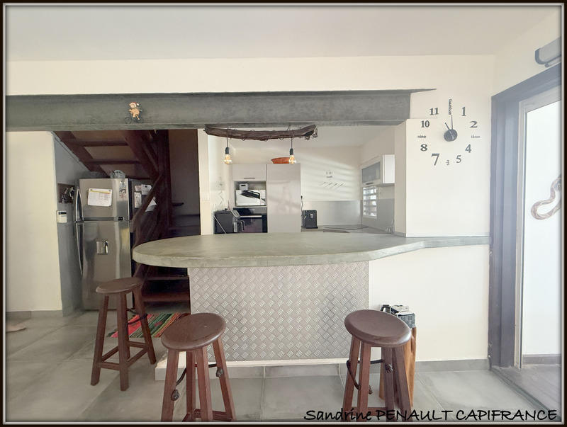 Maison - 97 m² - 5 pièces