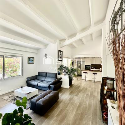 Maison - 95 m² - 4 pièces