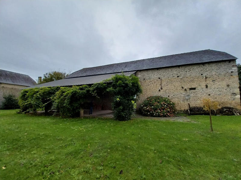 Maison - 315 m² - 10 pièces