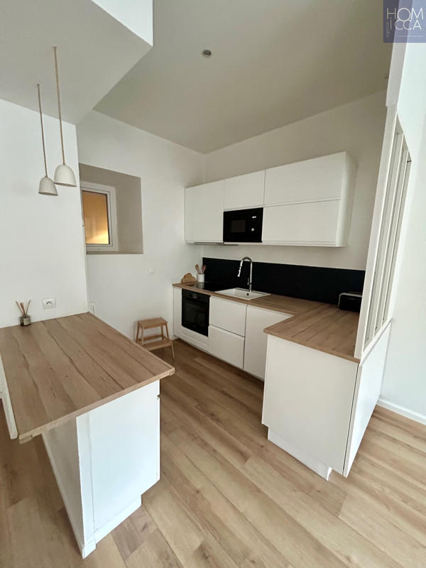 Appartement - 80 m² - 4 pièces