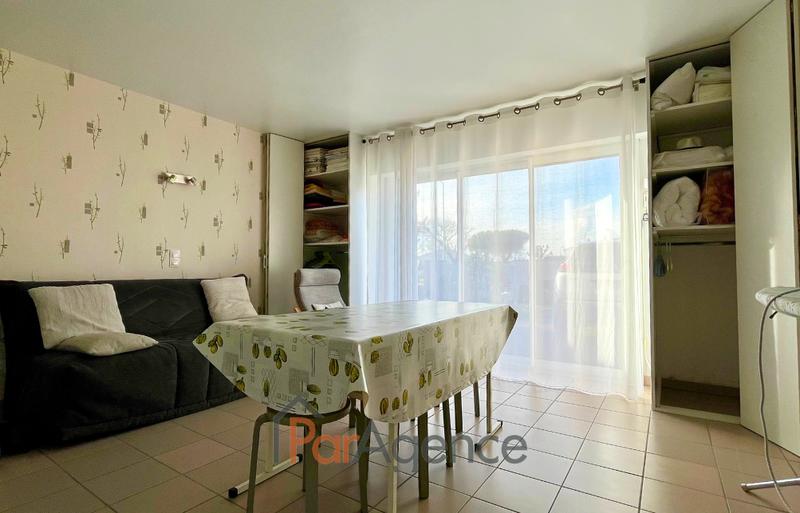 Maison - 202 m² - 6 pièces