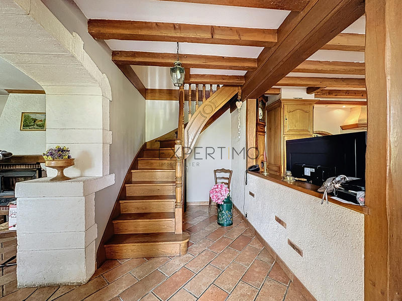 Maison - 194 m² - 10 pièces