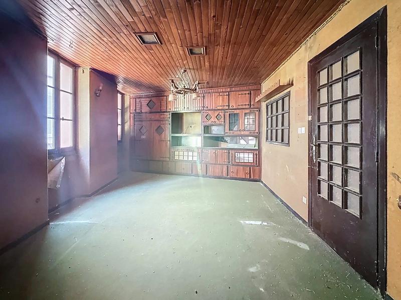 Immeuble - 139 m² - 7 pièces