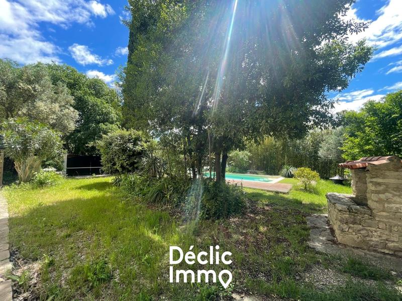 Maison - 232 m² - 7 pièces