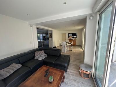 Maison - 135 m² - 6 pièces