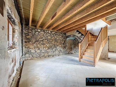 Maison ancienne - 160 m² - 3 pièces