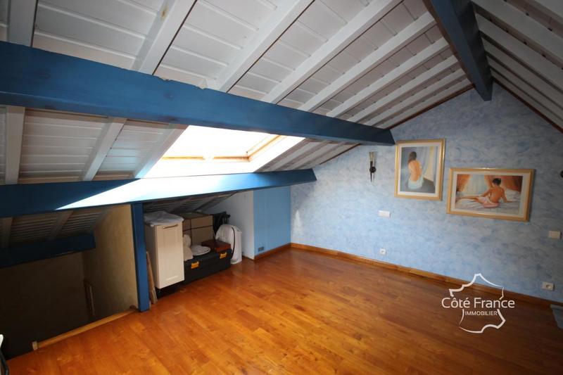 Maison - 99 m² - 3 pièces