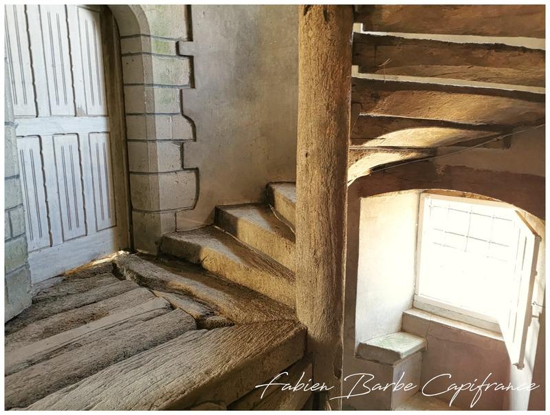 Maison - 260 m² - 7 pièces