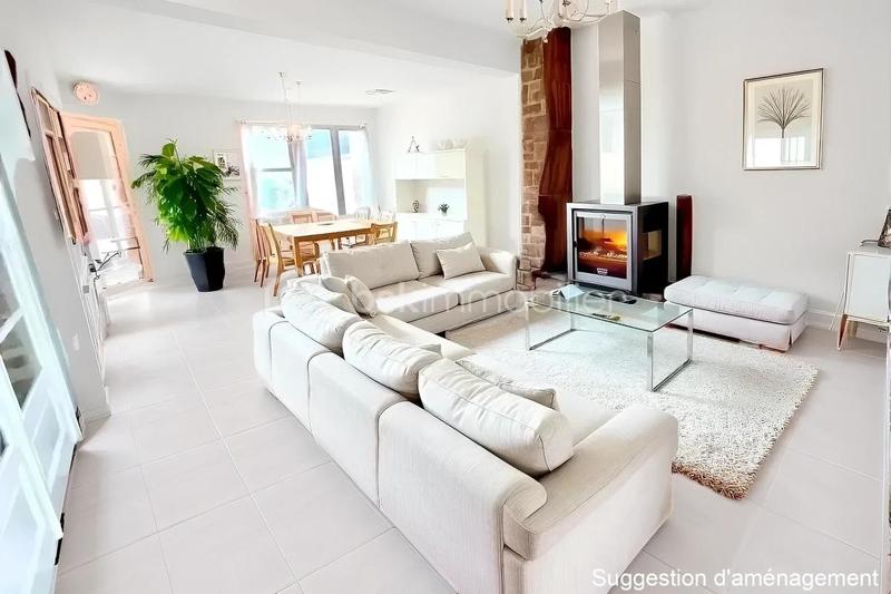 Maison traditionnelle - 107 m² - 4 pièces