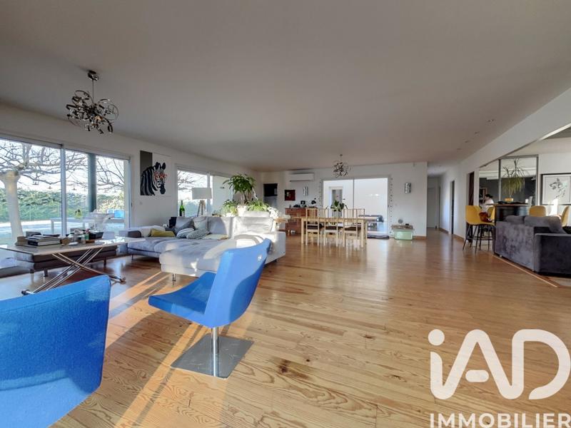 Maison - 184 m² - 5 pièces