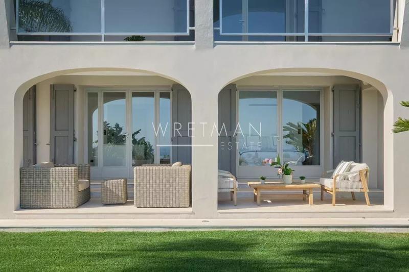 Villa - 291 m² - 7 pièces