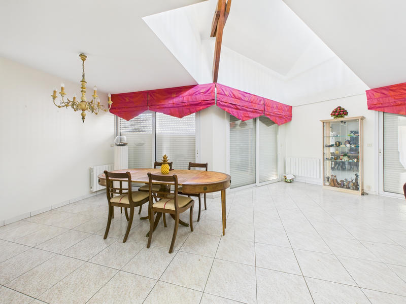 Maison - 148 m² - 4 pièces