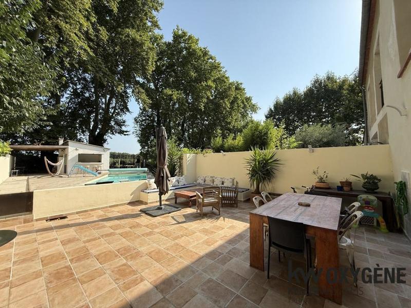 Mas - 197 m² - 5 pièces