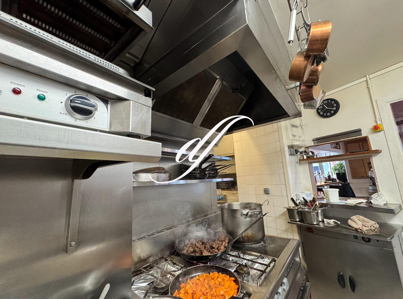 Fonds de commerce - Hôtellerie / Restauration - 130 m²