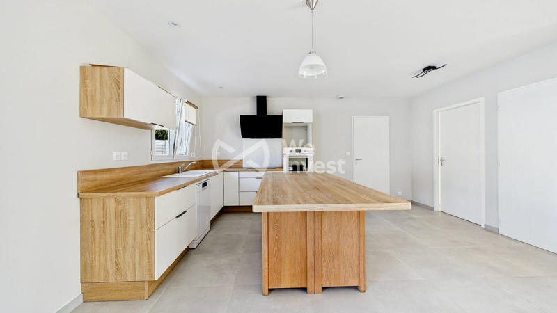 Maison - 123 m² - 6 pièces