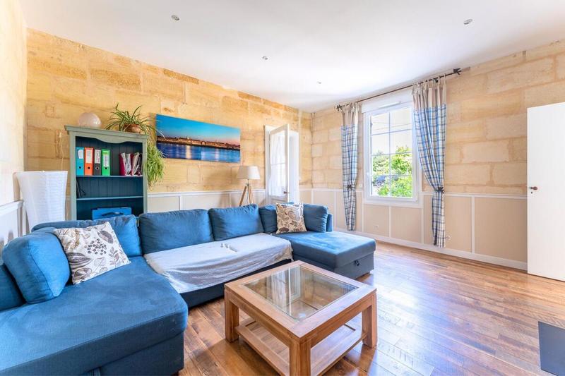 Maison de maîtres - 270 m² - 7 pièces