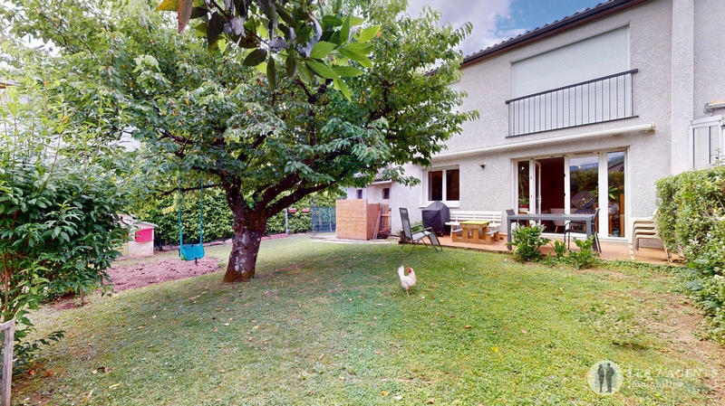 Maison - 125 m² - 5 pièces