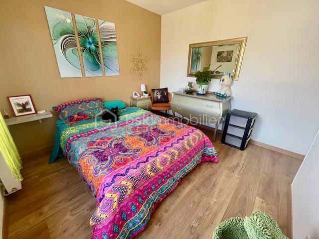 Appartement - 79 m² - 4 pièces