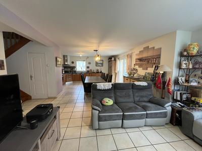 Maison - 144 m² - 5 pièces