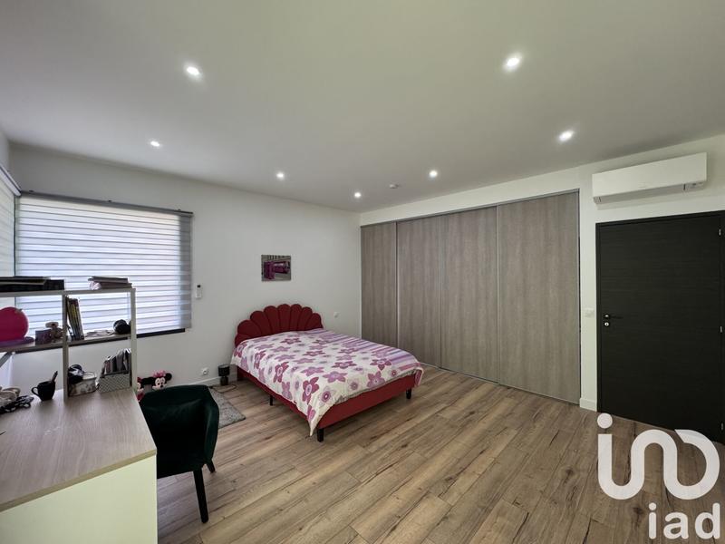 Maison de maîtres - 320 m² - 8 pièces