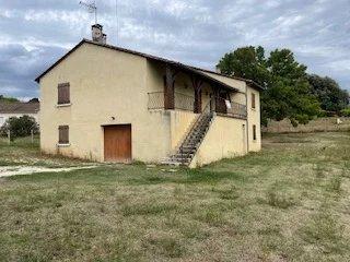 Maison - 180 m² - 8 pièces