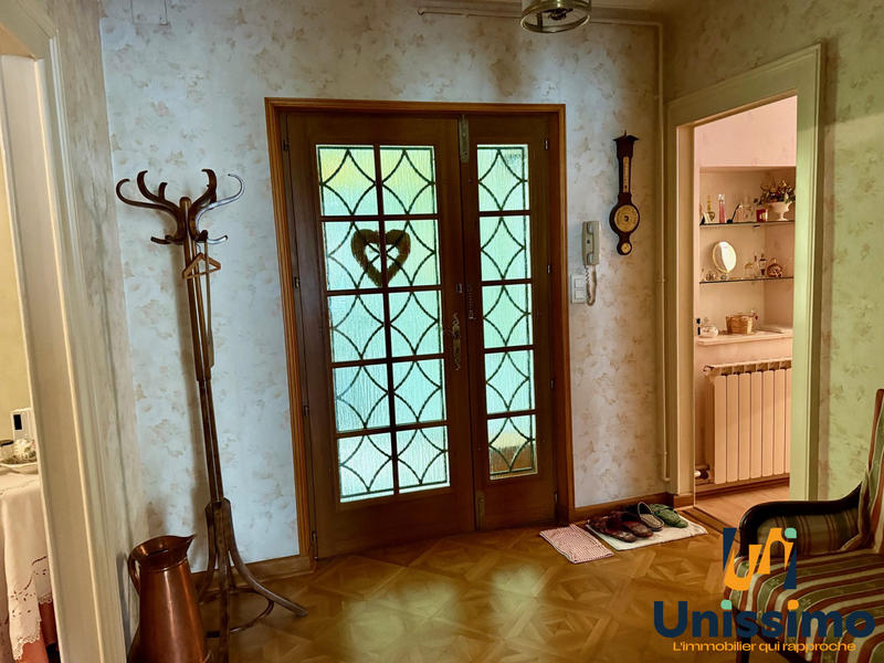 Appartement - 83 m² - 4 pièces