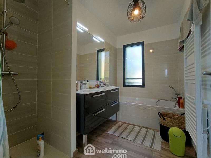 Maison - 130 m² - 6 pièces