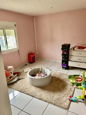 Maison - 260 m² - 8 pièces