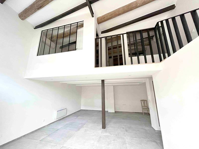 Appartement - 84 m² - 3 pièces