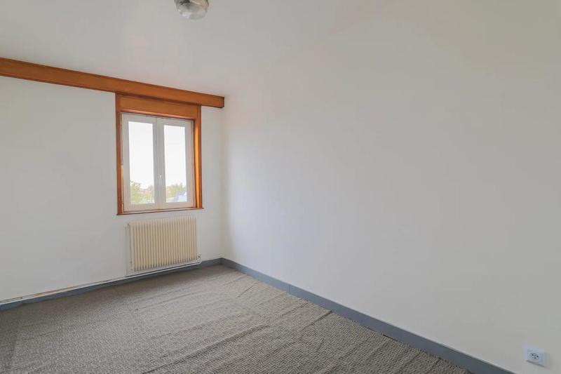 Demeure - 174 m² - 8 pièces