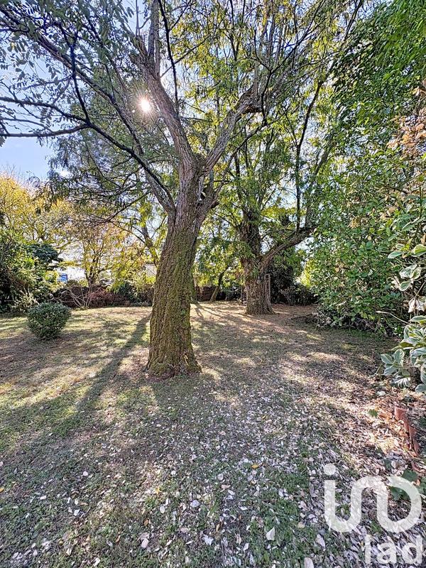 Maison - 460 m² - 12 pièces