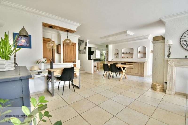 Maison - 173 m² - 6 pièces