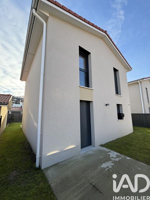 Maison - 92 m² - 4 pièces