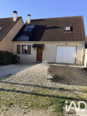Maison - 96 m² - 4 pièces