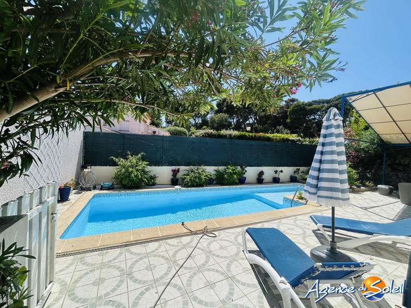 Maison - 181 m² - 6 pièces