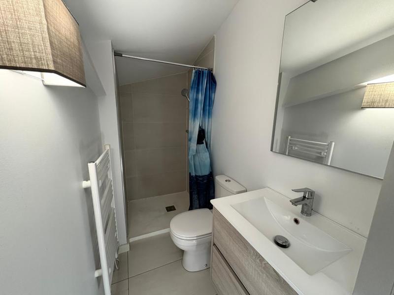 Studio - 25 m² - 1 pièce