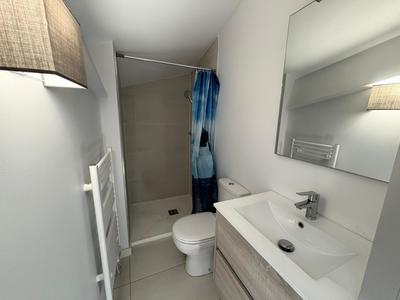 Studio - 25 m² - 1 pièce