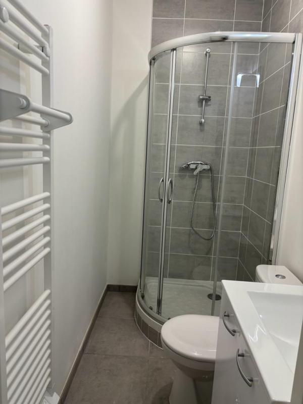 Studio - 14 m² - 1 pièce