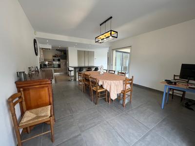 Maison contemporaine - 195 m² - 6 pièces