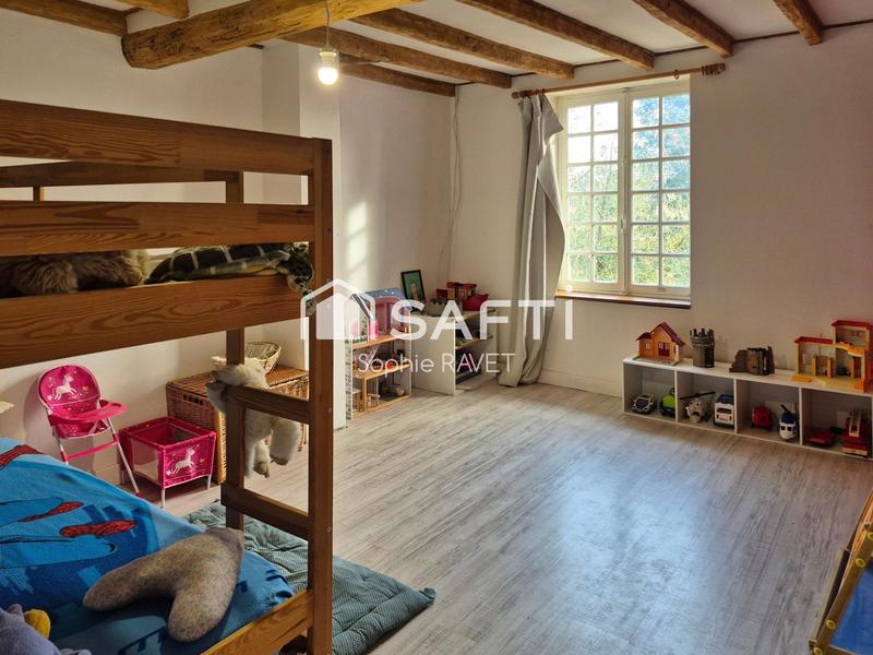 Maison - 150 m² - 9 pièces