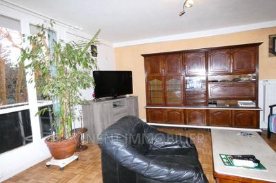 Appartement - 77 m² - 4 pièces