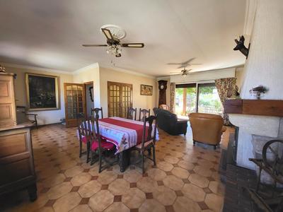 Villa - 136 m² - 8 pièces