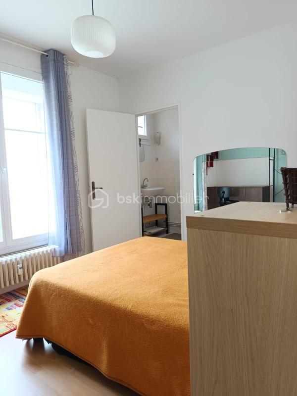 Loft - 98 m² - 5 pièces